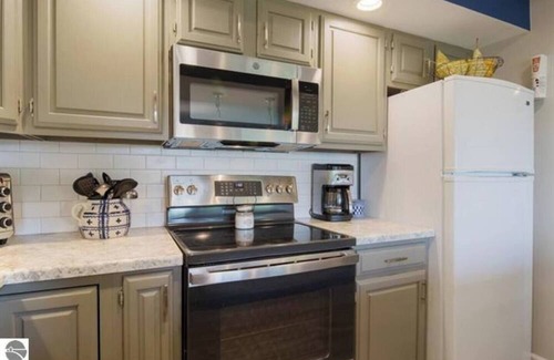 Kewadin Casa | 🍁 A-Ga-Ming 2BR Escape | Torch Lake Views + Golf ➠ 755