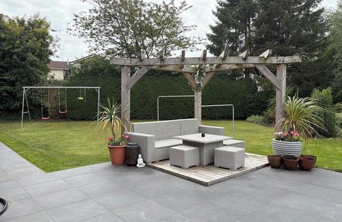West Rainton Casa | Stylish 6 Bed - Huge Garden, 10 min to Durham City