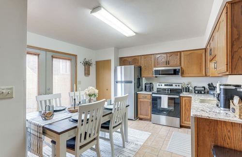 Clearfield Casa | Townhome w/Patio: 1 Mi to Clearfield Riverwalk