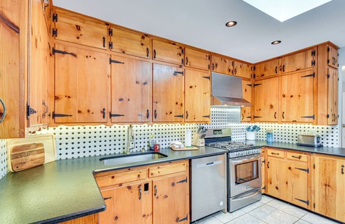 Demorest Casa | 30 Acres & Pond: North Georgia Mtn Farmhouse