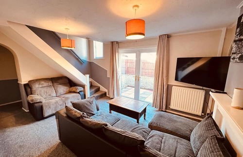 Newton Aycliffe Casa | Cosy 2 Beds house DL5 & Garden/Parking+WiFi