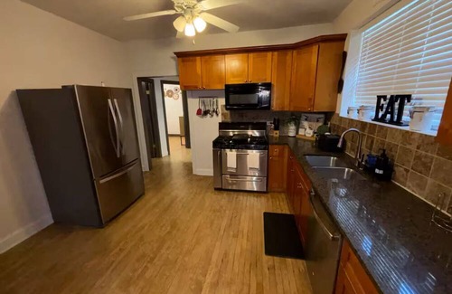 Berwyn Casa | in Berwyn - 3 bedrooms available