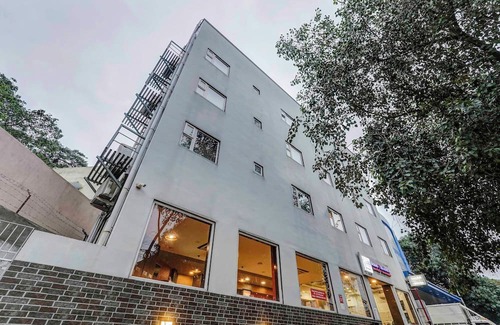Teynampet Apartamento | Season 4 Residences Near US consulate