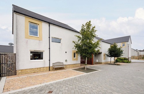 Eaglesham Casa | Beautiful clean spacious home Eaglesham Close to Beach, thé town and amenities.