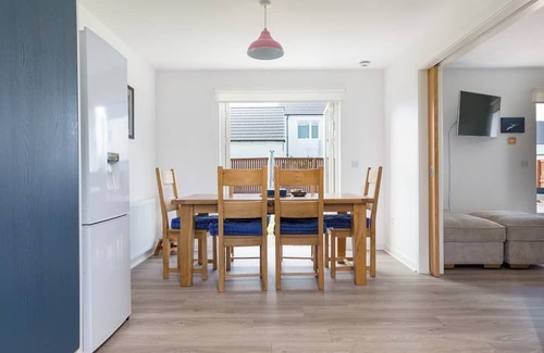 Eaglesham Casa | Beautiful clean spacious home Eaglesham Close to Beach, thé town and amenities.