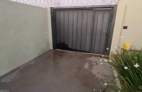 Guaxupe Casa | Cozy house in Guaxupé with swimming pool in a quiet location