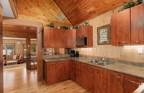 Nominingue Chalet De Esquí | Forest & kayak family cottage