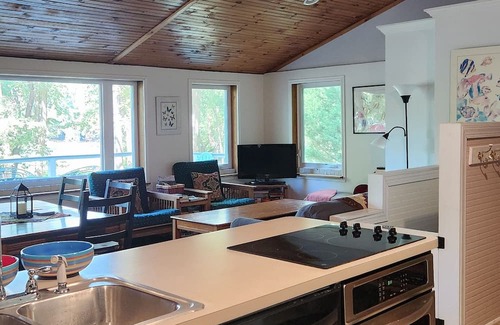 Shepherdstown Casa | The River House: Charming 2-bedroom home on riverfront in Shepherdstown