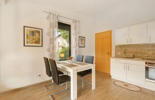 Mammelzen Apartamento | Apartment 'Im Grünen' with Shared Pool, Shared Terrace and Wi-Fi