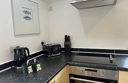 Horley Apartamento | 2 Bed Near Gatwick with Parking