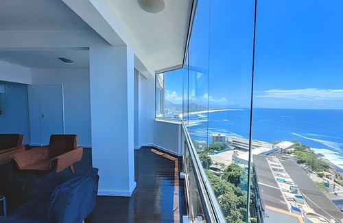 Vidigal Casa | ADV006 Charming penthouse with sea view in Vidigal