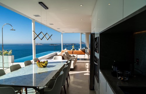 Vidigal Casa | ADV006 Charming penthouse with sea view in Vidigal