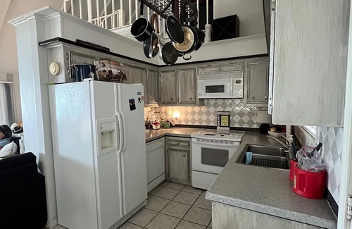 Park Hill Cabina | Charming cabin with amazing deck overlooking Lake Tenkiller