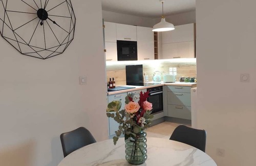 Montmerle-sur-Saone Apartamento | Appt T3 65m2, sleeps 6, Montmerle Centre, Bord de Saône