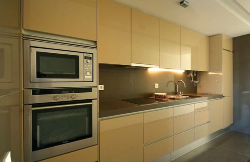 Carvalhal Hotel | Enjoy Lisbon Coast! Tennis, Free Parking on the Beach and Playground for Kids!