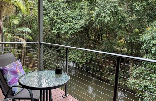 Maleny Cabina | A Tranquil Getaway in Maleny