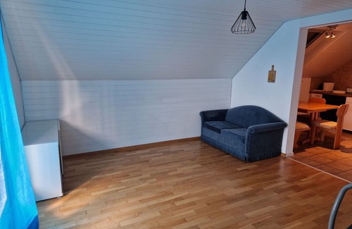 Meinisberg Apartamento | Pirol vacation apartment Experience nature, enjoy peace and quiet