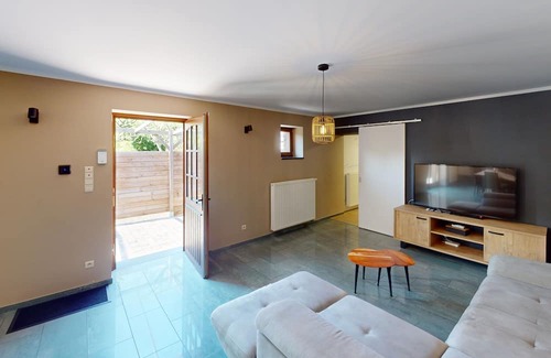 Mons Casa | 10 minutes from the center of Mons and 20 minutes from the Pairi Daiza park.