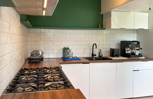 Municipality of Krimpenerwaard Casa | Amazing home in Stolwijk with house sea view