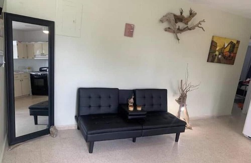 Anasco Apartamento | Elena's WhiteHouse #4 Anasco PR