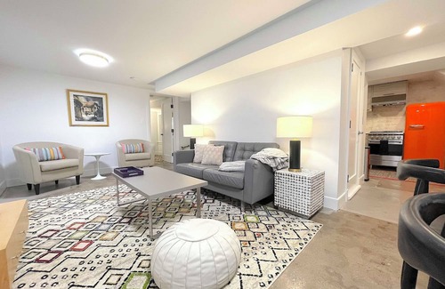16th Street Heights Apartamento | Renovated 1BR w Patio, Private Parking