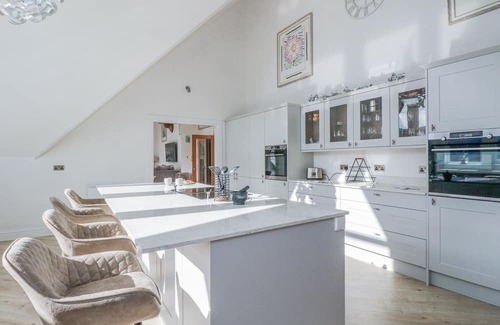 Spean Bridge Cabaña | MACGREGOR RANCH, family friendly, with hot tub in Spean Bridge