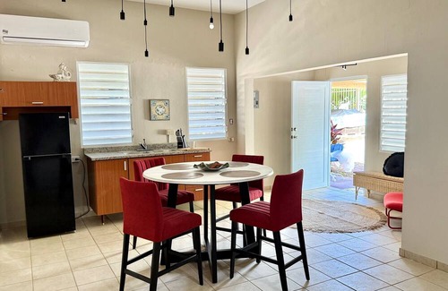 Vilomar Cabaña | Intimate Oceanfront Studio with Courtyard & Beach Access