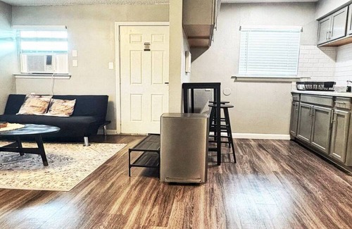 St. Johns Apartamento | Cozy 1BD/1BA In North Central Austin, Next To I35, 15 Minutes To Downtown