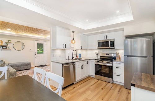 Dillsburg Apartamento | The Forest Escape: a newly renovated basement apartment nestled in the woods