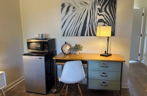 Lavonia Apartamento | The Inn at Southern Oaks located in Historic Lavonia, GA, close to Lake Hartwell