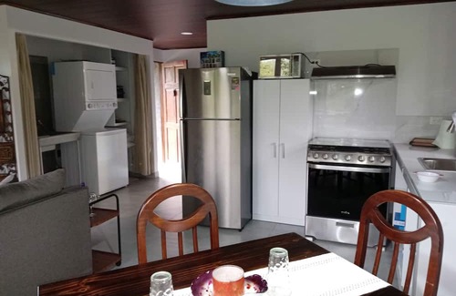 San Isidro de El General Casa | Magnolia Farm Suiten Giffin Housen Pet friendly