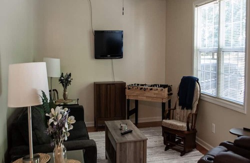 Fairview Park Apartamento | Quiet and sophisticated apartment with AC in Clinton