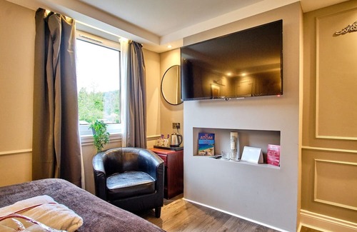Tyndrum Hotel | Scenic Highland Room w/Mountain View, Free Parking, Indoor Games