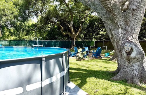 Port Bolivar Casa | Birdwatchers Paradise - Pool & Fire pit