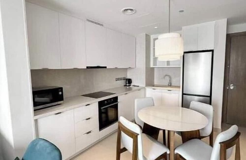 Ad-Dab'ah Hotel | Vida Marina Marassi 1-BR Suite