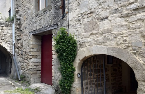 Villemagne-l'Argentiere Casa | Gîte de la riviere, beautiful village house (with artist studio)