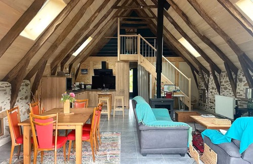 Coubisou Casa | Gîte Le Couderc de Coubisou, renovated barn