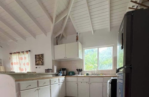 West Coast Casa | ZenBreak The Tree House Apartment