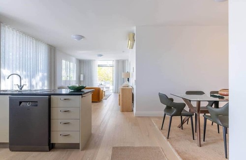 Bulimba Apartamento | Bulimba Bliss | Elegant, Airy & Scenic Getaway