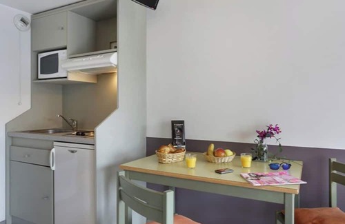 Merville Apartamento | Résidence Résid'price ST2