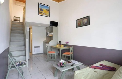 Merville Apartamento | Résidence Résid'price ST6