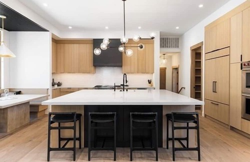 Ponderosa Palisades Casa | Modernly Appointed 4 Bed 4.5 Bath Mountain Home with Club Amenities
