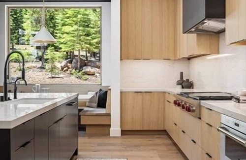 Ponderosa Palisades Casa | Modernly Appointed 4 Bed 4.5 Bath Mountain Home with Club Amenities