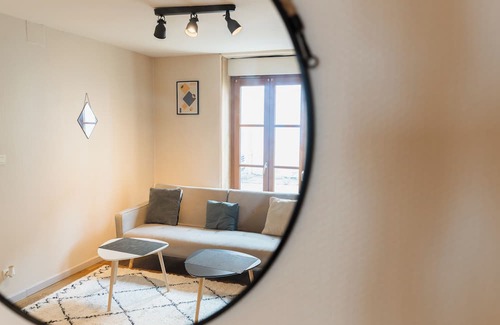 Ancy-Dornot Apartamento | Bright & warm 53 m² T2 - comfort, modern style, pets welcome.