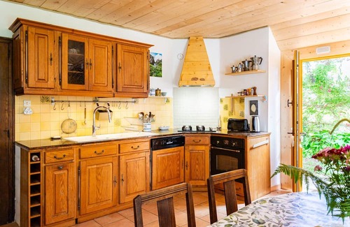 Boussenac Casa | Gîte for 8 People in Ariège