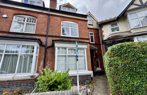 Moseley Casa | Comfortable family-friendly four bedroom house