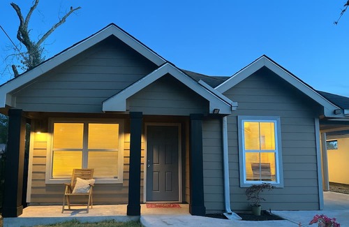 Southeast Houston Casa | Spacious 3bd 2bth Near Airport/Medical center/downtown!