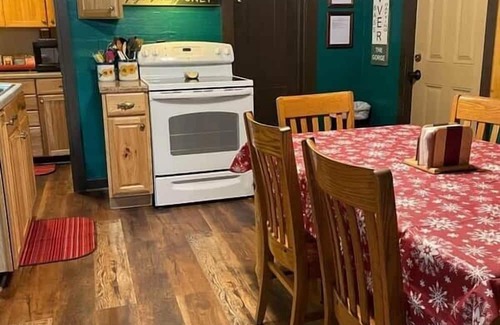 Meadow Bridge Casa | Riverfront Cabin - Steps Away from the New River