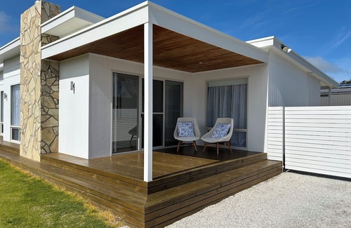 Lacepede Casa | Your Coastal Escape in Kingston SE just a stone’s throw from the beach!