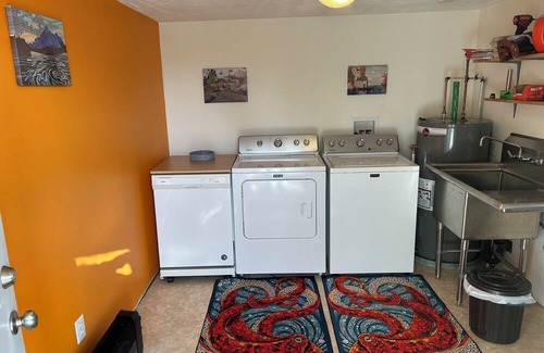 Port Edward Casa | Relaxing Port Ed Coastal Stay